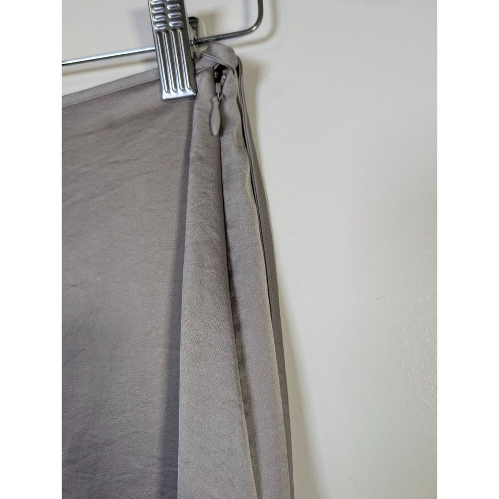 Aritzia Wilfred Elixir Satin Midi Slip Skirt Size 6 Silver Taupe Quiet Luxury - Picture 5 of 9